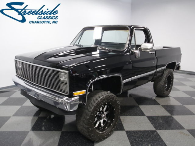 350 V8, 4SPD TRANS, PWR STEER/BRAKE, CLEAN IN/OUT, AGGRESSIVE SOUND/LOOK, TOUGH! 1985 GMC K1500 Sierra Base Standard Cab Pickup 2-Door