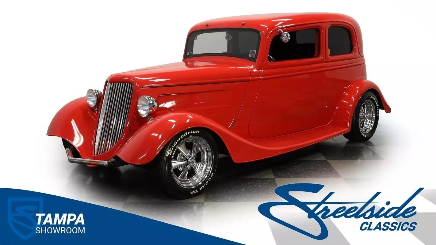 350 V8 700R4 OVERDRIVE POWER 4 WHEEL DISC 15" CRAGARS GLASS VICKY BODY SLEEK INT 1933 Ford Victoria Streetrod