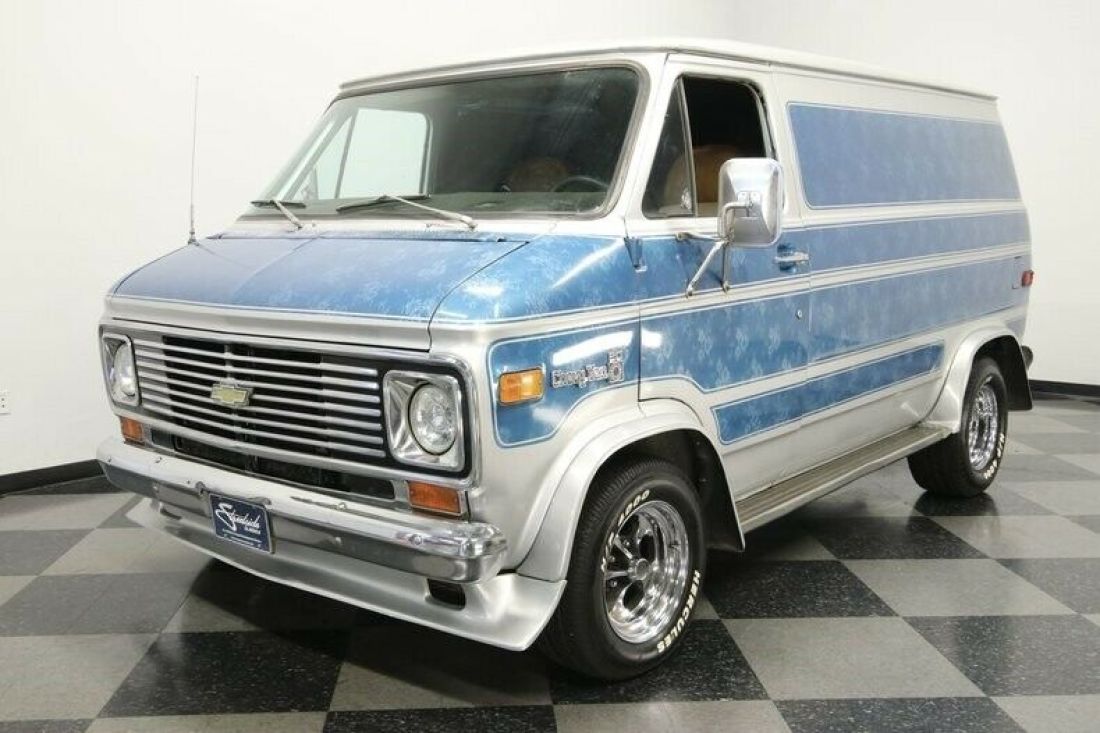 1977 Chevrolet G20 Van Shorty Van - photo 6