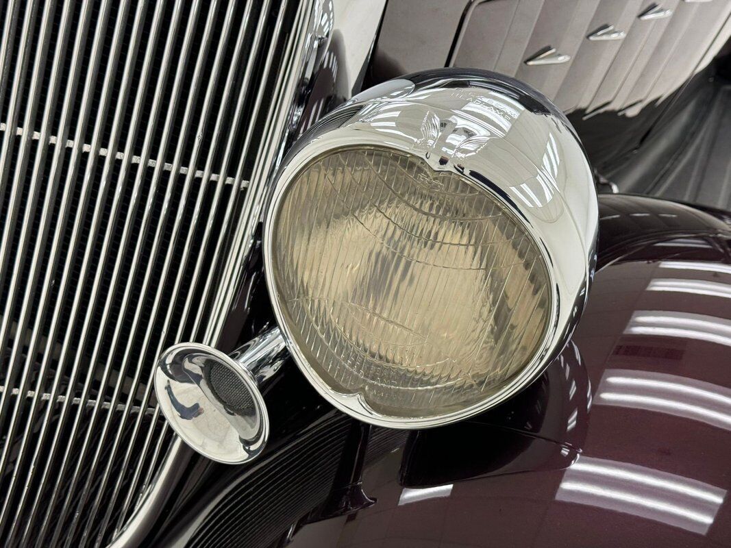 1933 Chrysler Imperial 8 Series CQ Coupe - photo 11