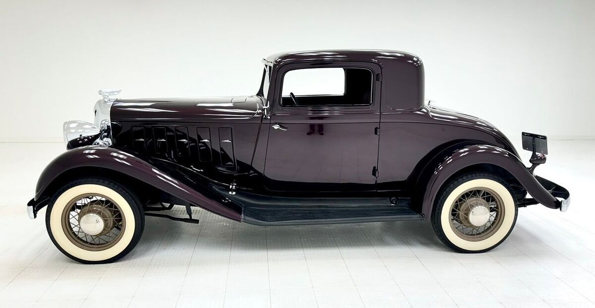 1933 Chrysler Imperial 8 Series CQ Coupe - photo 2