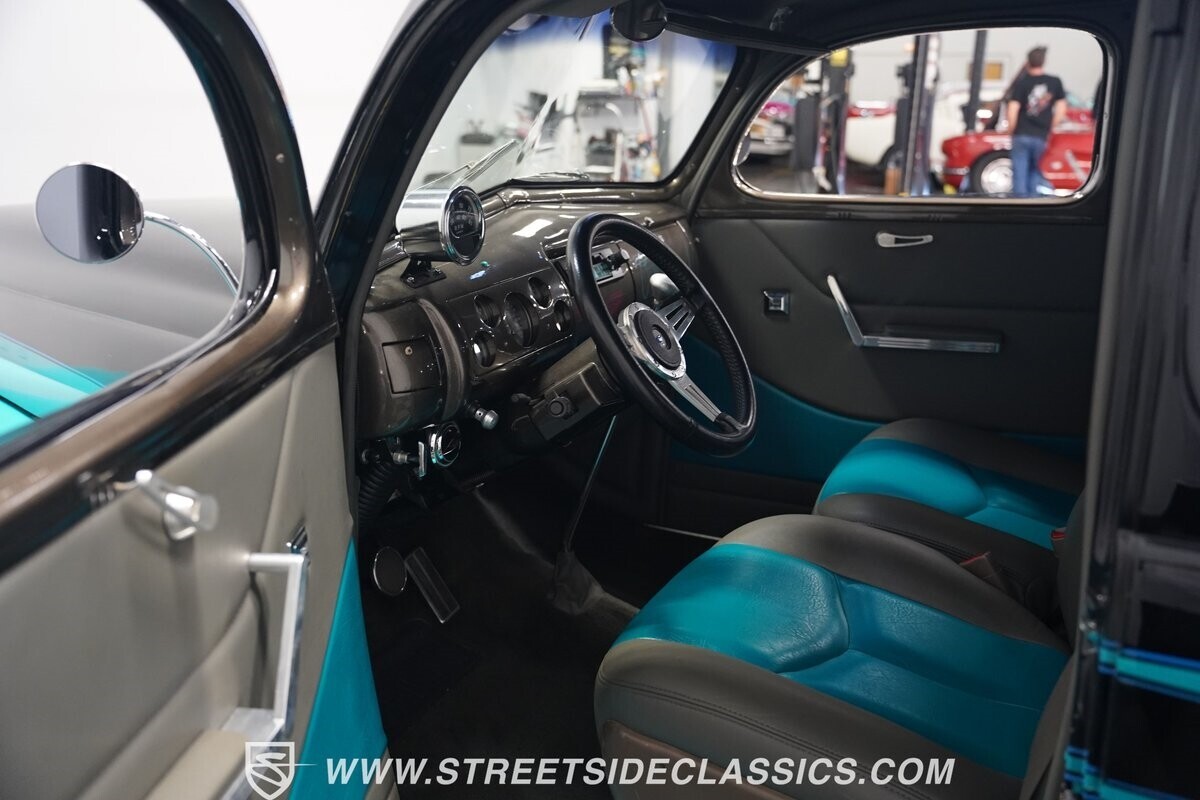 1940 Ford Coupe - photo 5