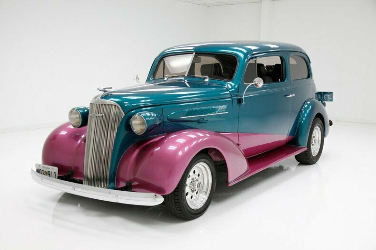 350ci V8 350 Auto Trans/Snappy Interior/Very Nice Condition 1937 Chevrolet Tudor