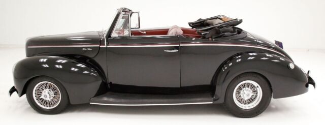 1940 Ford Deluxe Convertible - photo 4