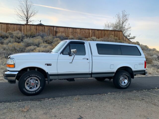 351 v8 excellent  condition no rust 4 wheel drive long bed 106k original miles 1993 Ford F-150 XLT 4X4