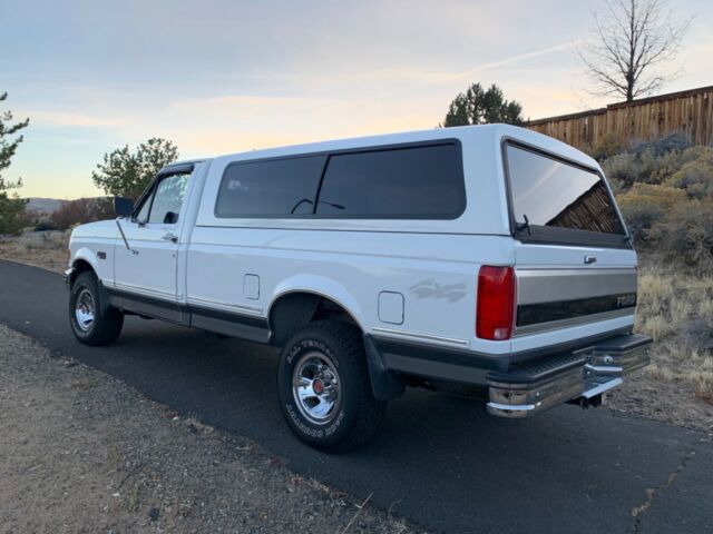 1993 Ford F-150 XLT 4X4 - photo 2