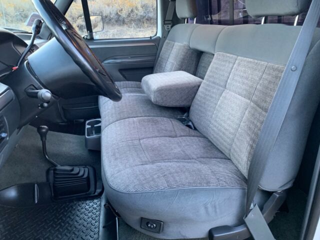 1993 Ford F-150 XLT 4X4 - photo 6