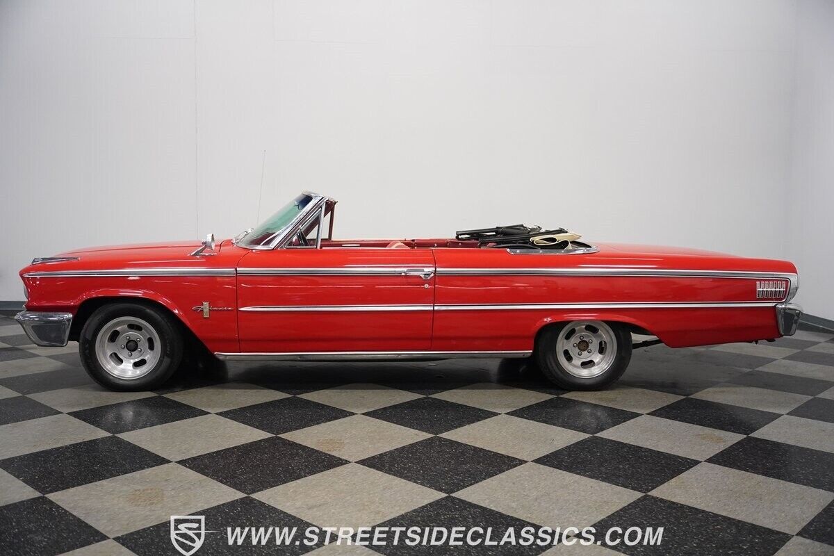 1963 Ford Galaxie 500 Convertible - photo 3