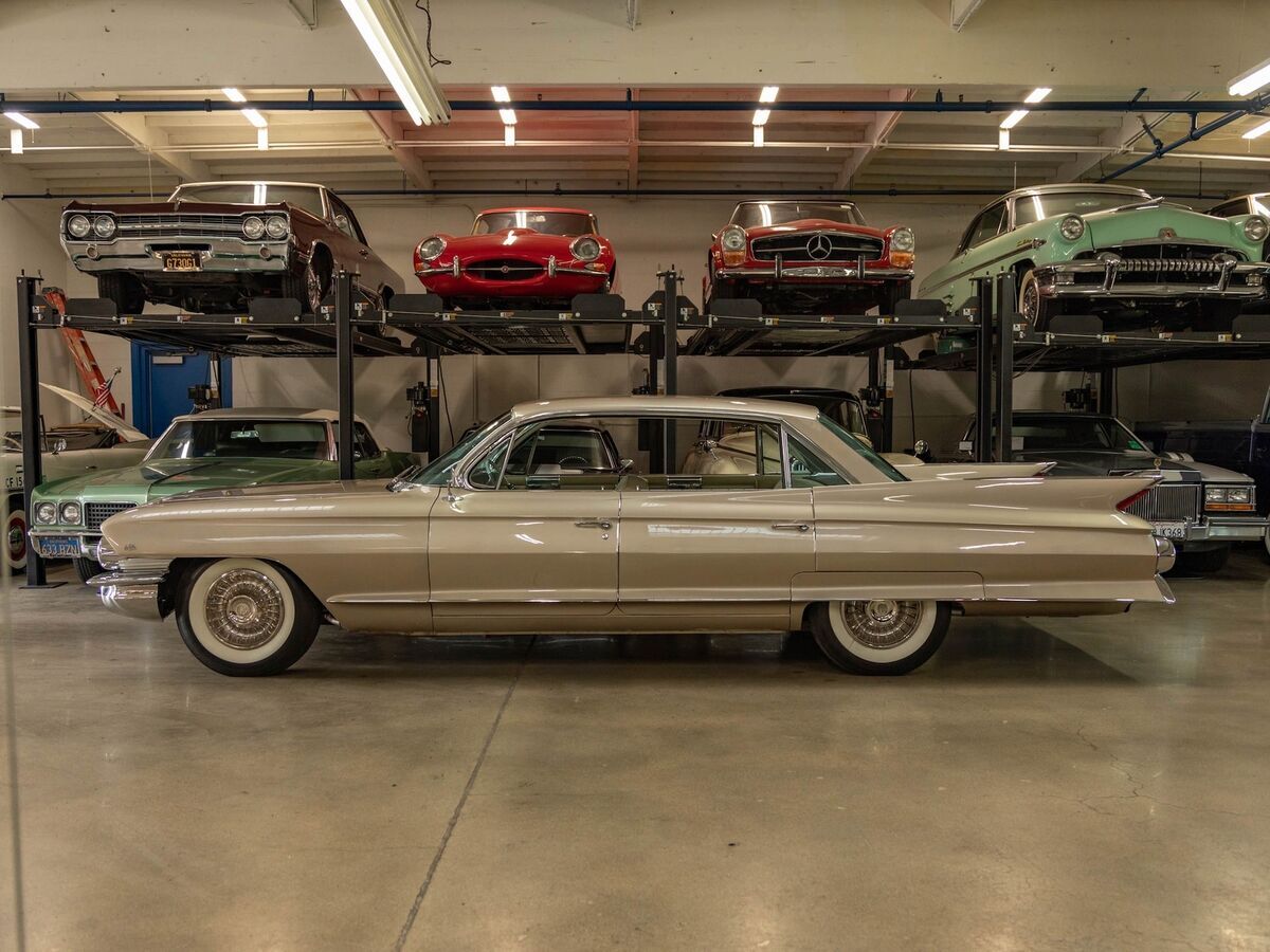 1961 Cadillac DeVille 6W 4 Door Hardtop - photo 6