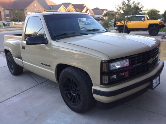1990 Chevrolet C/K Pickup 1500 - photo 2