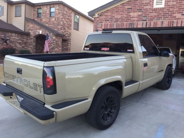 1990 Chevrolet C/K Pickup 1500 - photo 3