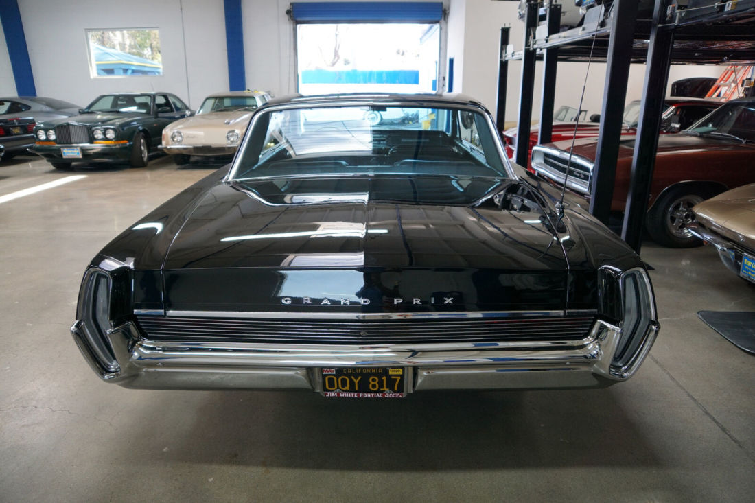 1964 Pontiac Grand Prix 389 V8 2 Door Hardtop - photo 10
