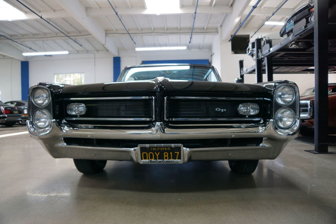1964 Pontiac Grand Prix 389 V8 2 Door Hardtop - photo 9