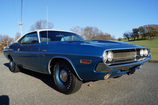 1970 Dodge Challenger R/T - photo 2