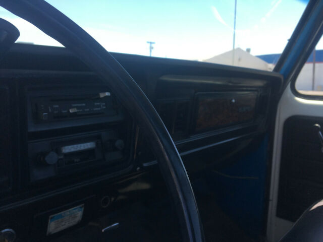 1979 Ford F-350 - photo 9