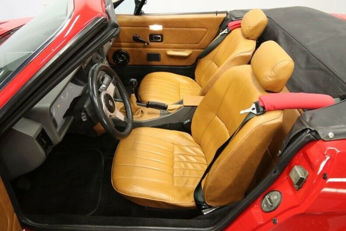 1980 Triumph TR8 Convertible - photo 5