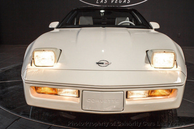 1988 Chevrolet Corvette 35th Anniversary with 1,970 miles! - photo 11