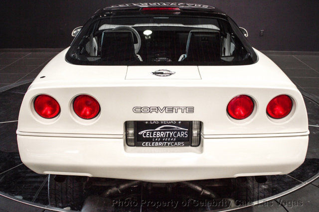 1988 Chevrolet Corvette 35th Anniversary with 1,970 miles! - photo 4