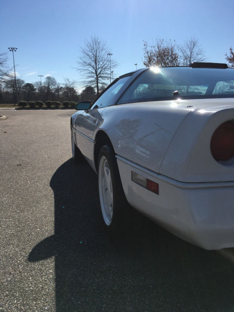 1988 Chevrolet Corvette - photo 3