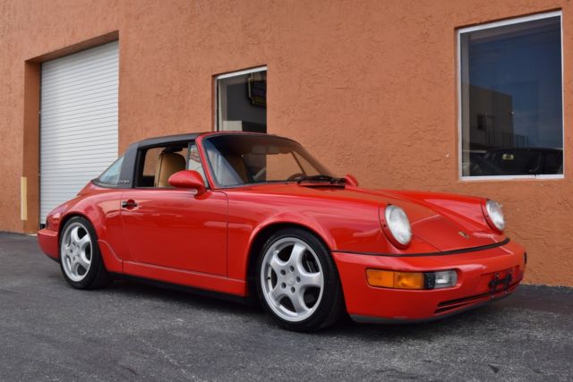 3.6 LITER / G50 5 SPEED / 1 OWNER SERVICE RECORDS ENGINE REBUILD/ NEW CLUTCH 1992 Porsche 911 Targa 964