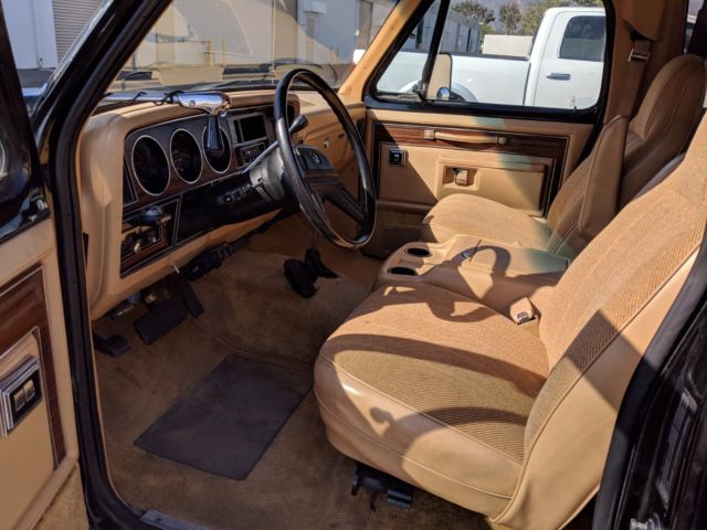 1986 Dodge Ramcharger Royal SE - photo 2