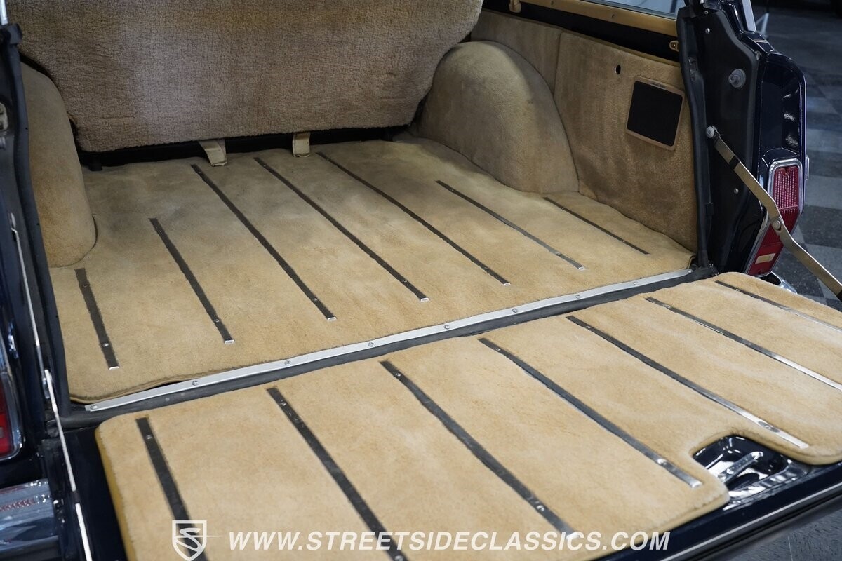 1987 Jeep Wagoneer - photo 10
