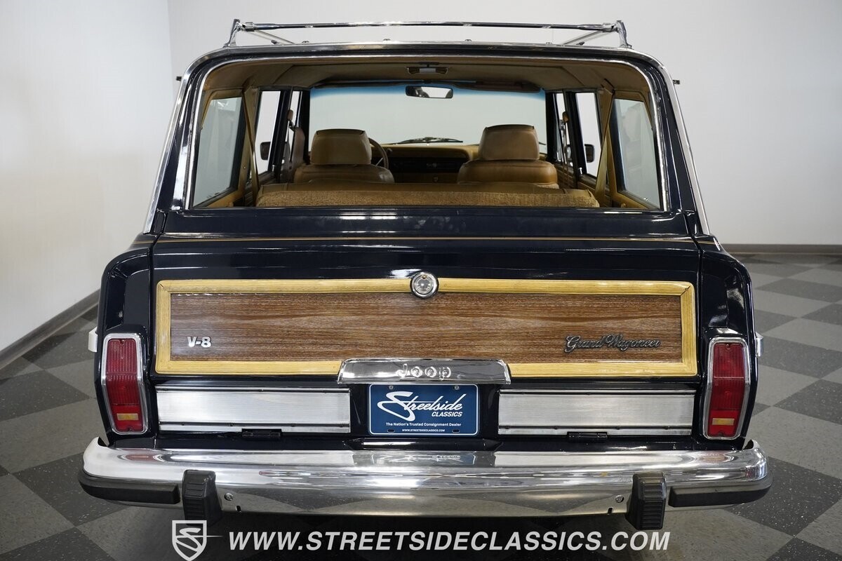 1987 Jeep Wagoneer - photo 11