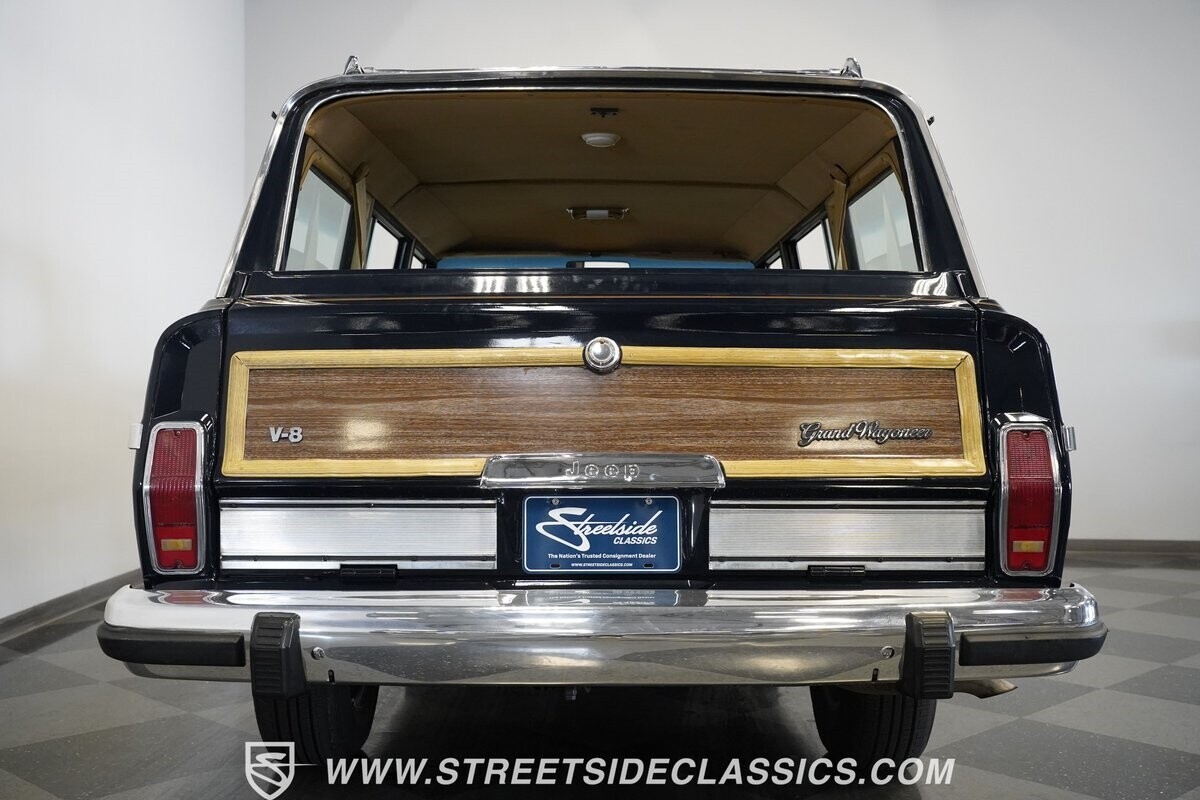 1987 Jeep Wagoneer - photo 12