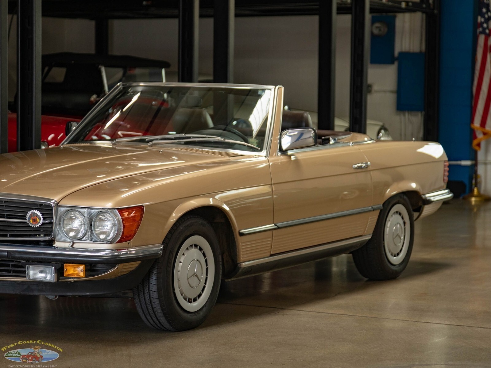 1985 Mercedes-Benz SL-Class Euro Spec 6 cyl Convertible with 36K orig miles - photo 12