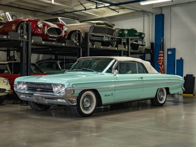 36299 Miles 394/325HP V8 Automatic2 Door Convertible 1961 Oldsmobile Series 98 394/325HP V8 Convertible