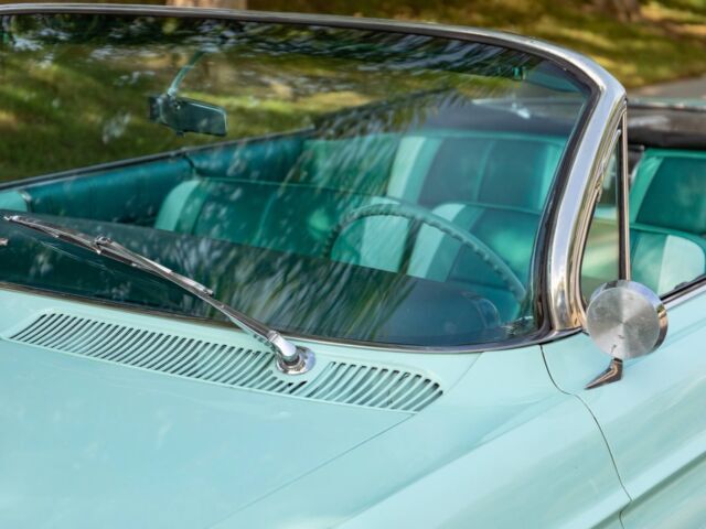 1961 Oldsmobile Series 98 394/325HP V8 Convertible - photo 10
