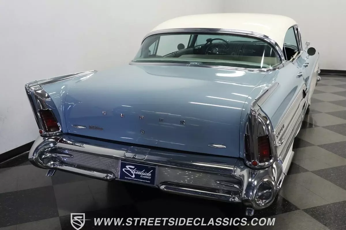 1958 Buick Super Riviera Sedan - photo 10