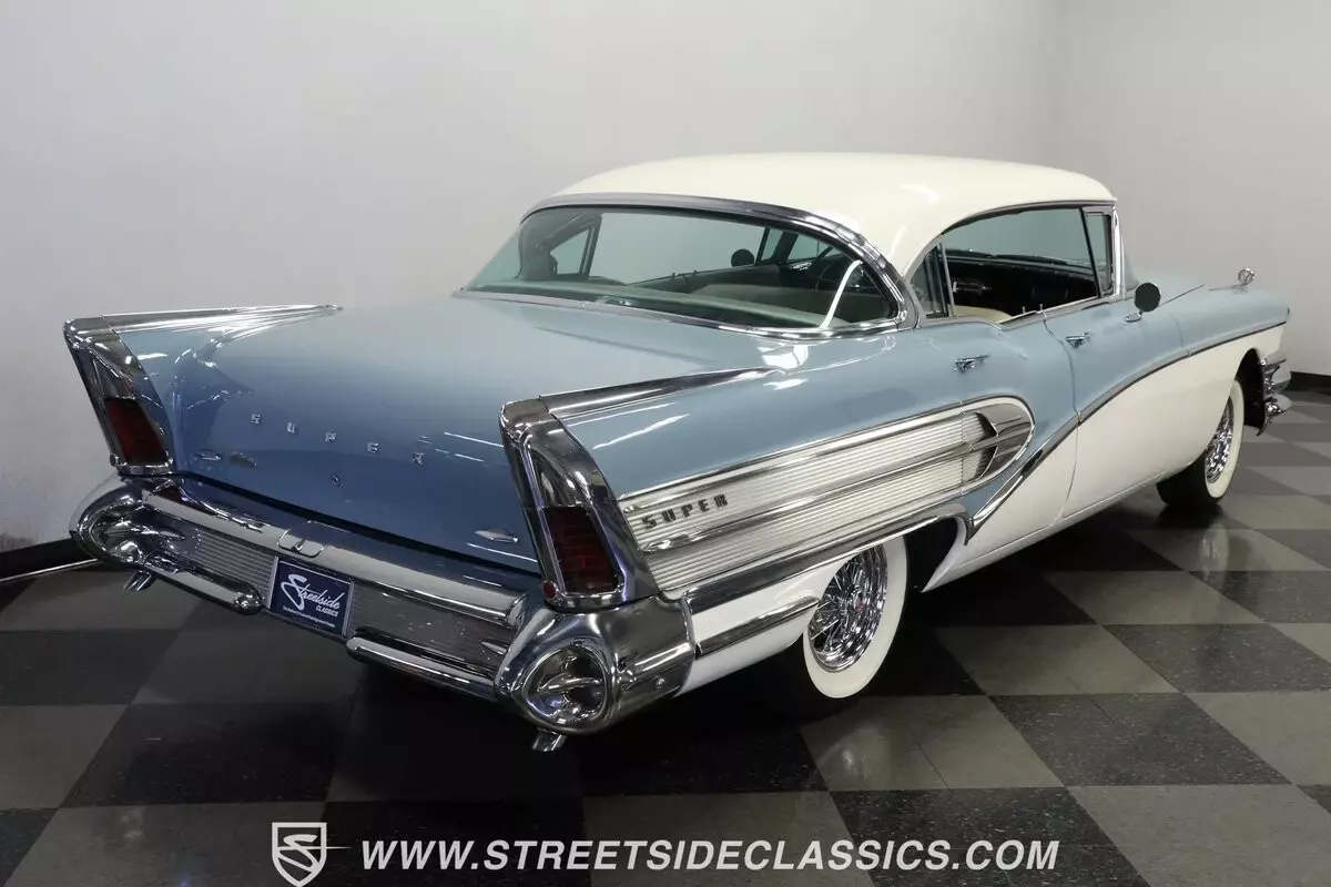 1958 Buick Super Riviera Sedan - photo 11