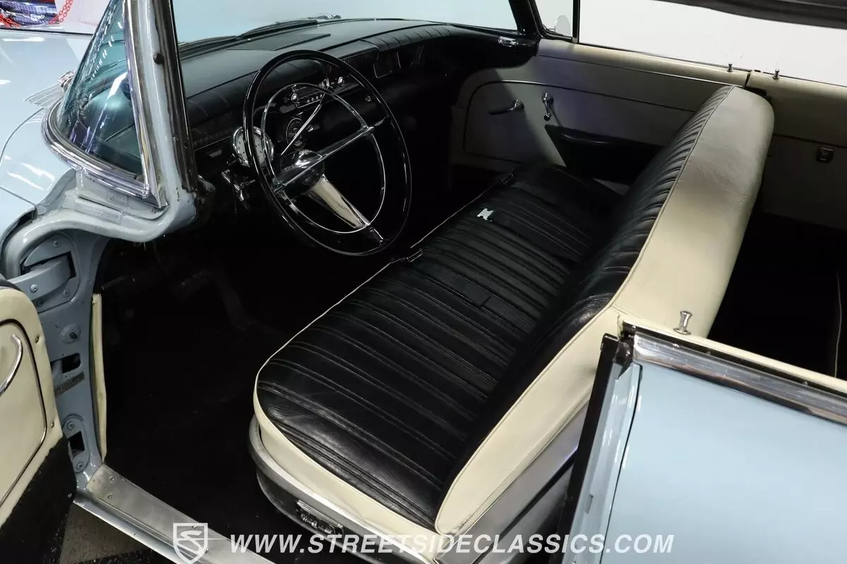 1958 Buick Super Riviera Sedan - photo 5