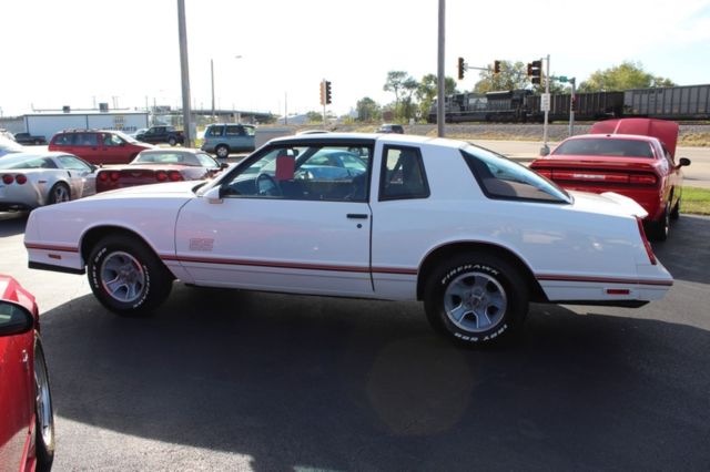 1987 Chevrolet Monte Carlo Aero SS - photo 9