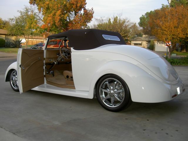1937 Ford Club Cabriolet Roadster - photo 10