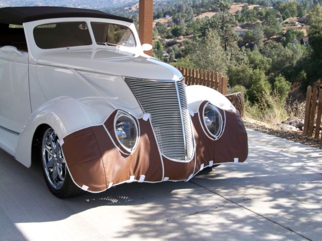 1937 Ford Club Cabriolet Roadster - photo 12