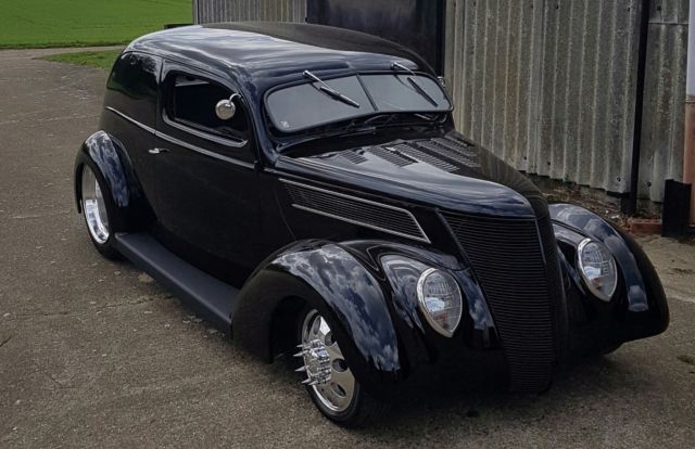 1937 Ford Ford slantback custom van - photo 3