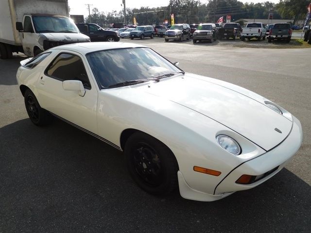 1984 Porsche 928 -- - photo 3