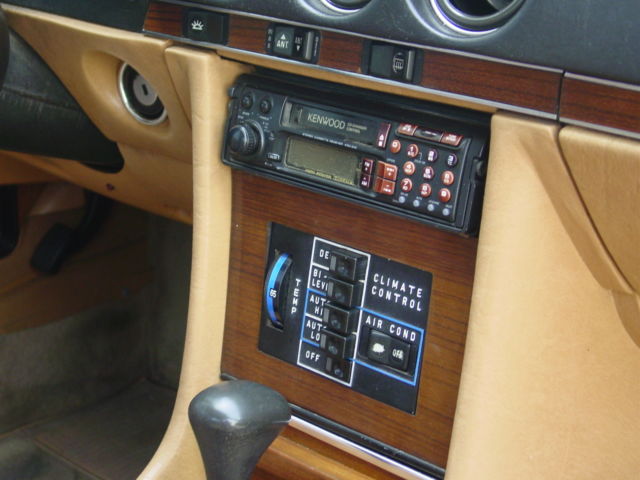 1981 Mercedes-Benz 300-Series 380SL - photo 10