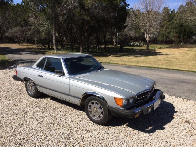 380SL Mercedes Roadster 1982 1982 Mercedes-Benz SL-Class
