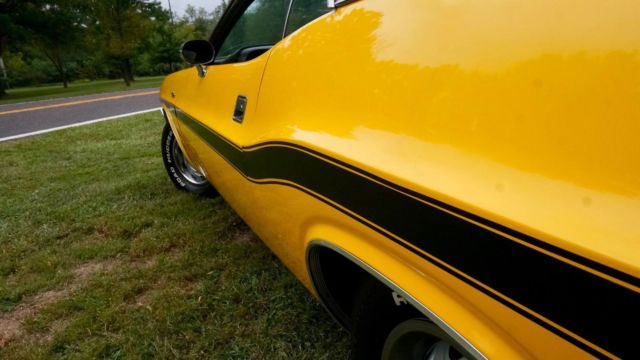 1970 Dodge Challenger R/T 6 PACK - photo 13