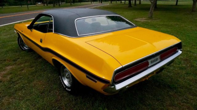 1970 Dodge Challenger R/T 6 PACK - photo 5
