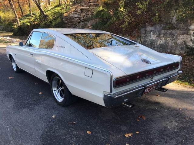 1967 Dodge Charger 383 - photo 5