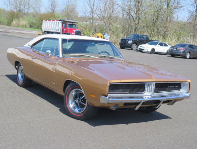 1969 Dodge Charger - photo 11