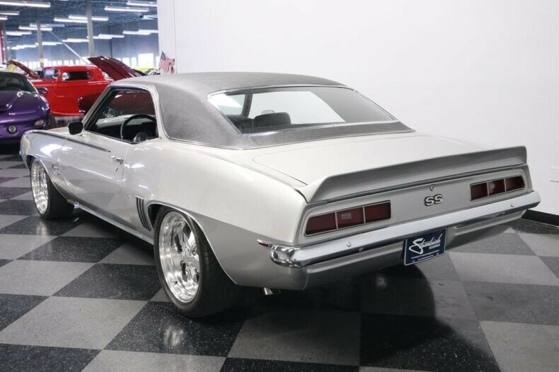 1969 Chevrolet Camaro SS Restomod - photo 10