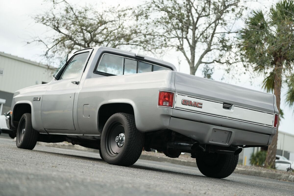 1983 GMC C1500 Short Bed - photo 10