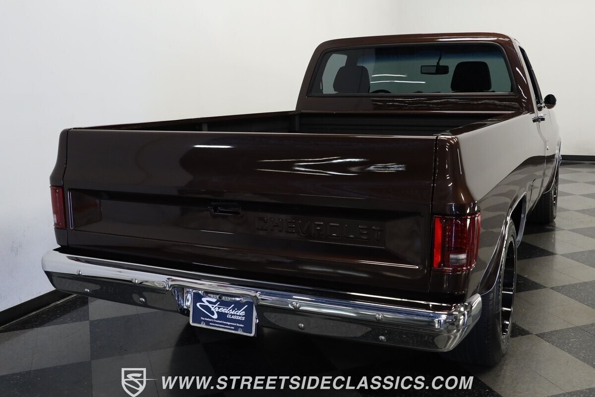1983 GMC C2500 Restomod - photo 10