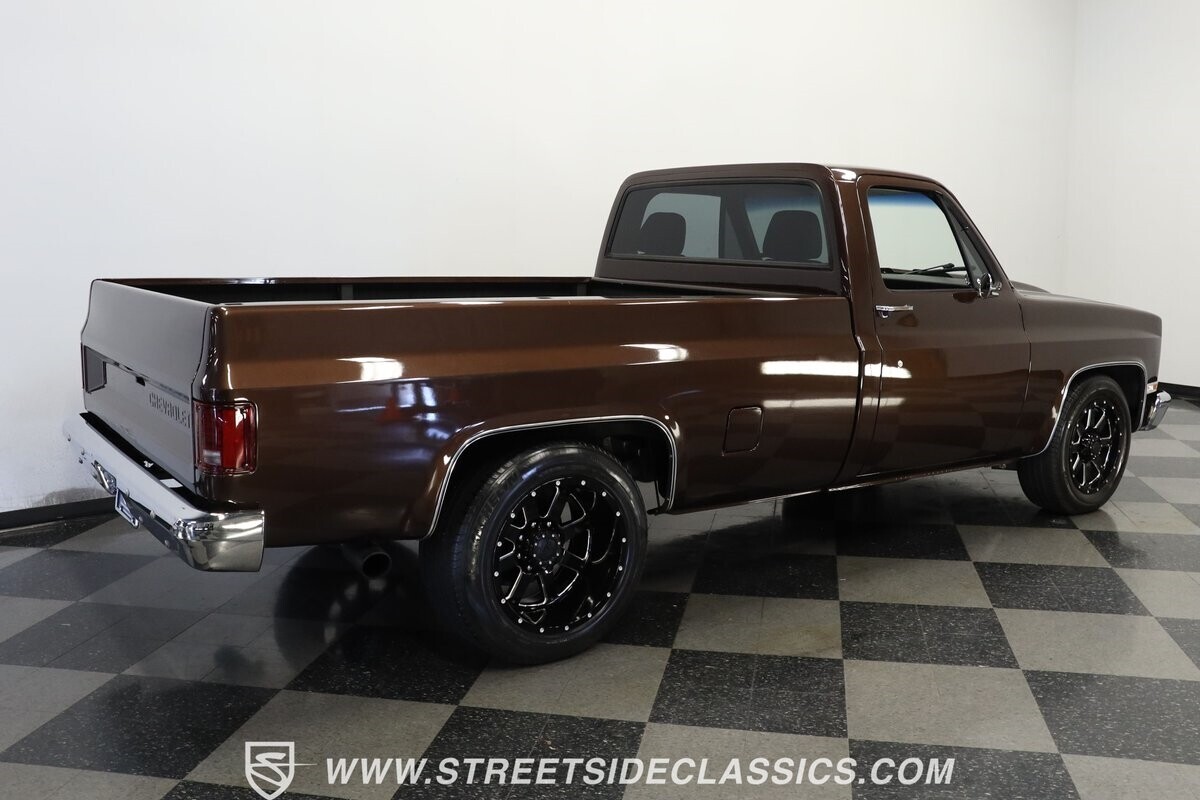 1983 GMC C2500 Restomod - photo 12