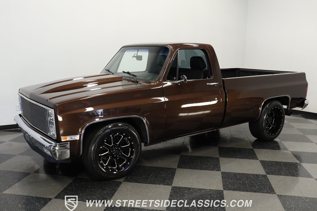 1983 GMC C2500 Restomod - photo 6